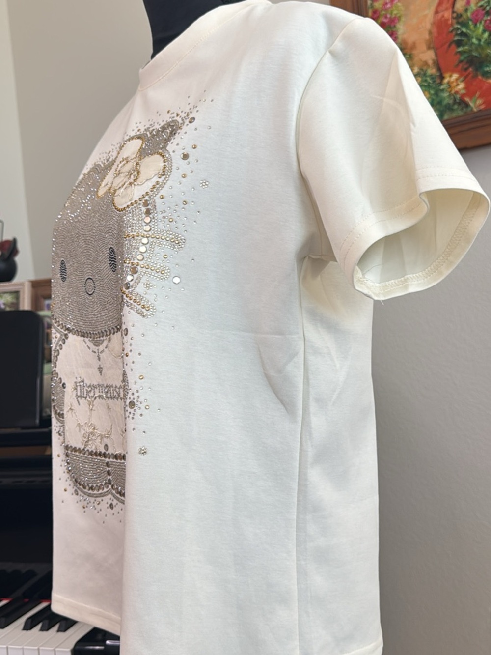 Hello Kitty Sparkle Character T-Shirt - Picture 4 of 5